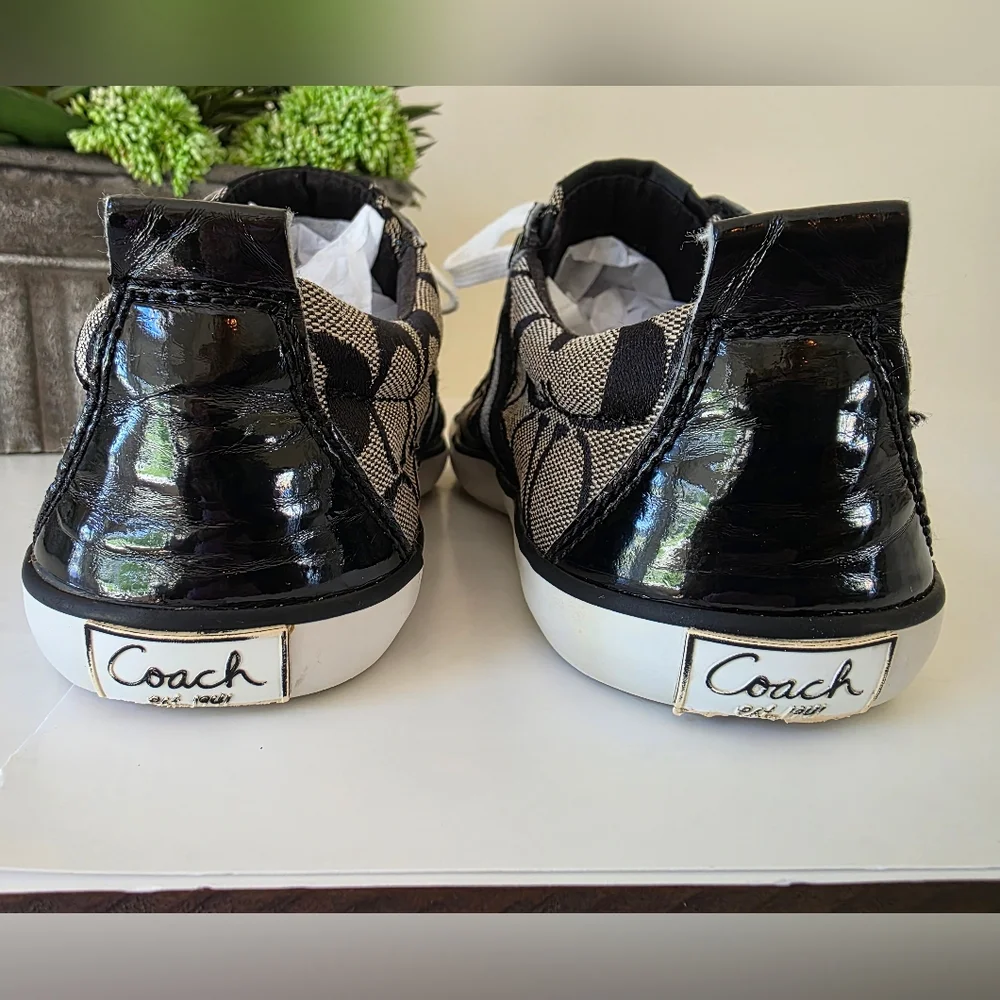 Coach Gibson Sneakers SZ 7B Signature Canvas Black White Lace Up Low Top Y2K - Picture 7 of 13